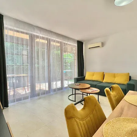 Lighthouse - Private - Bsr - 3 *